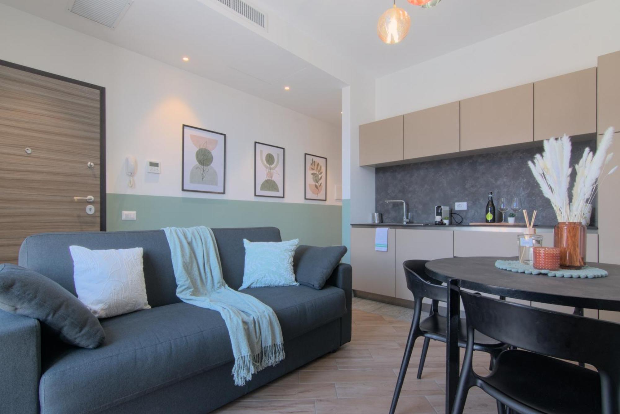 Ca Del Lasco - Modern Apartments In Classic Villa Bellano Exteriör bild